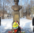Саплинцы в почётном у памятника адмиралу Кузнецову после возложения венка - Murom.Ru