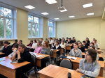 Законы знают все, а как работает прокуратура изнутри? Студенты Муромского института ВлГУ узнали об этом от первого лица — городского прокурора Владимира Сергеевича Мановца.